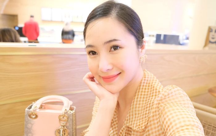 Hương Tràm chuẩn bị 'tái xuất' sau nhiều năm ở ẩn?