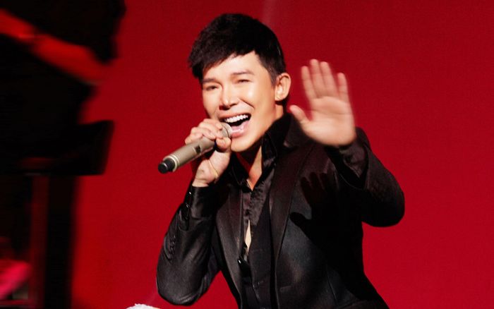 Lâu lâu mới xuất hiện đi hát, Nathan Lee khiến dân mạng tấm tắc trước ca khúc tiếng nước ngoài