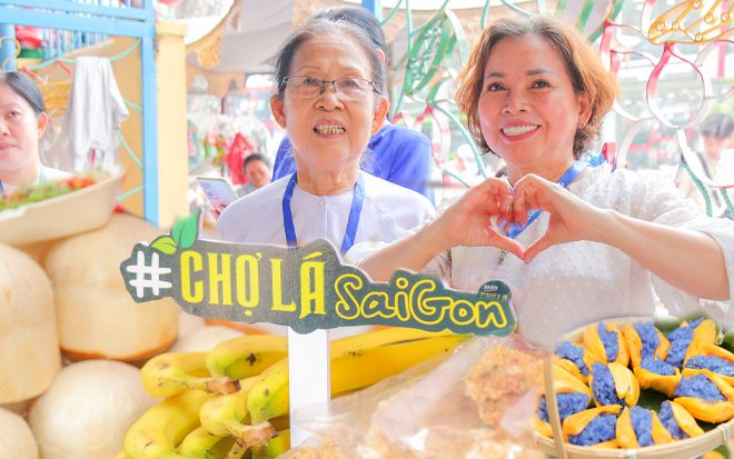 Chợ Lá Sài Gòn - Nơi có tiền cũng không mua được