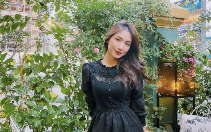 Hòa Minzy thừa nhận bản thân đang phiền muộn, tiết lộ tình trạng hiện tại khiến fan xót xa