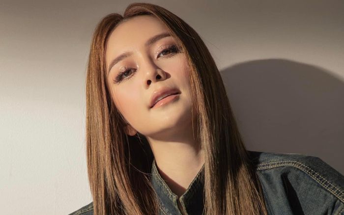 Giữa tin đồn hẹn hò chồng cũ Lệ Quyên, Thiều Bảo Trang bất ngờ nói lời cảm ơn người yêu cũ