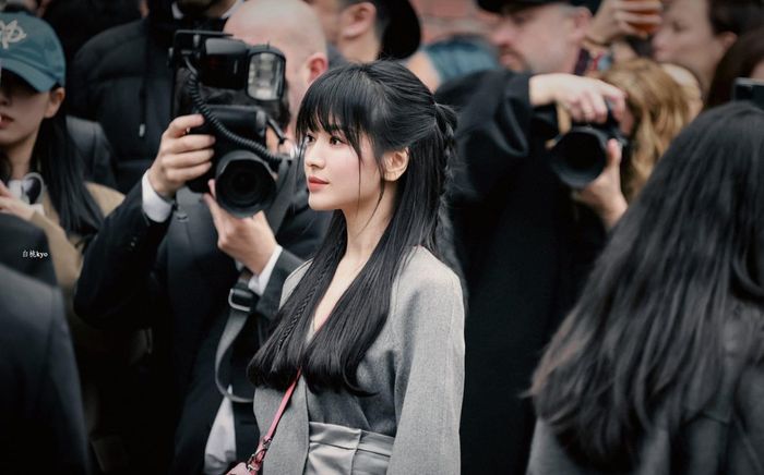 Zoom cận cảnh nhan sắc của Song Hye Kyo ở tuổi 42, có đẹp như lời đồn?