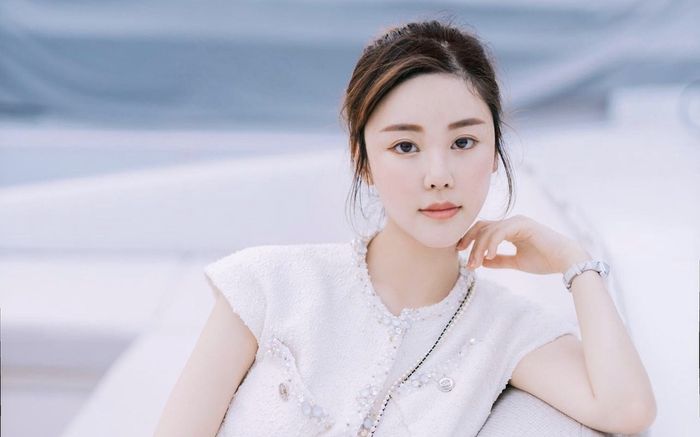 Người mẫu 28 tuổi nổi tiếng showbiz bị sát hại dã man, cảnh sát phát lệnh truy nã chồng cũ