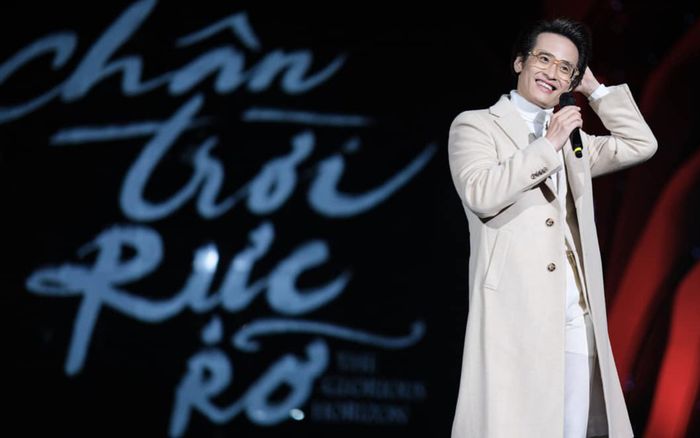 Hà Anh Tuấn khiến cả nghìn khán giả 'náo loạn' trong đêm nhạc: Hóa ra là vì 1 cô gái