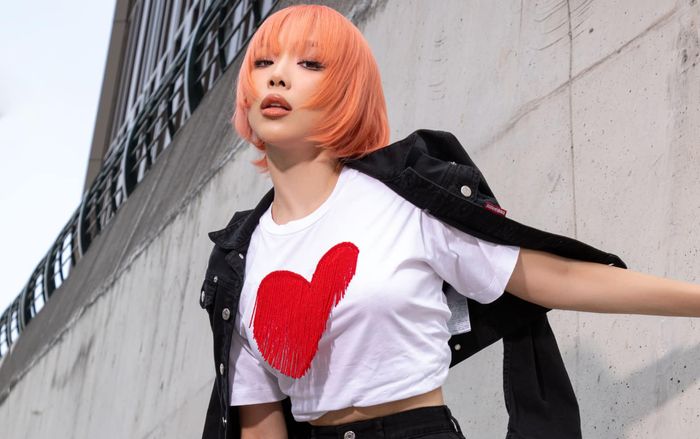 'Gương mặt đại trà' gọi tên Tóc Tiên: Không những giống Lệ Quyên, lại còn y hệt Xa Thi Mạn