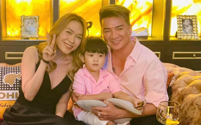 Đàm Vĩnh Hưng hội ngộ cùng Mỹ Tâm, thừa nhận ít gặp nhau hơn kể từ sau khi 'có bồ'