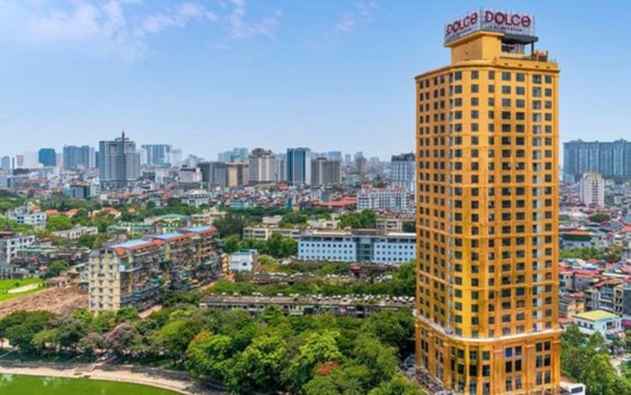Khách sạn dát vàng ở Hà Nội được rao bán với mức giá khởi điểm gây bất ngờ