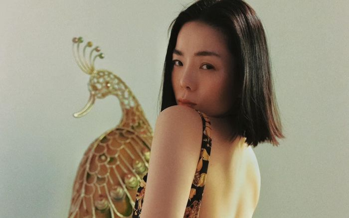 Lệ Quyên 'gây mê' với body cực nóng bỏng, Lâm Bảo Châu có bình luận gây chú ý