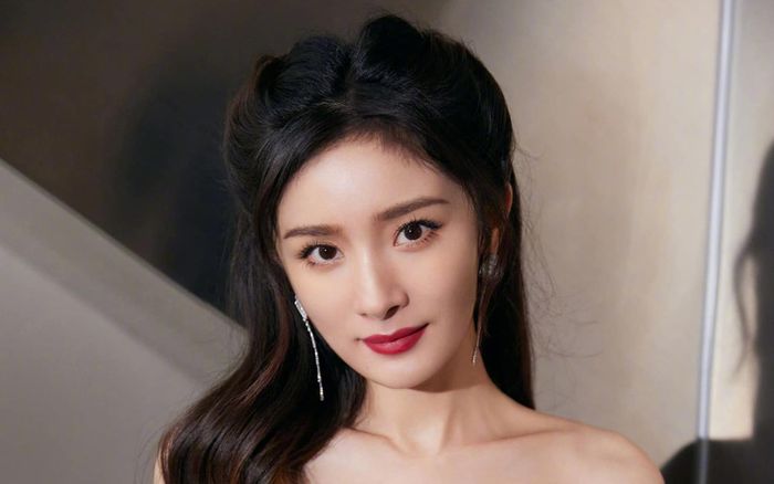 Dương Mịch nhất quyết giấu màu tóc mới: Người chê 'ố dề', người khen thông minh