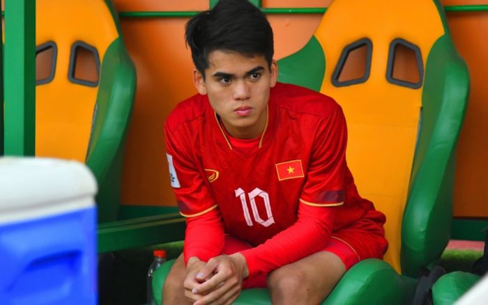 Chuyên gia châu Âu lên tiếng sau khi U20 Việt Nam bị loại: Không cho phép hoãn V.League