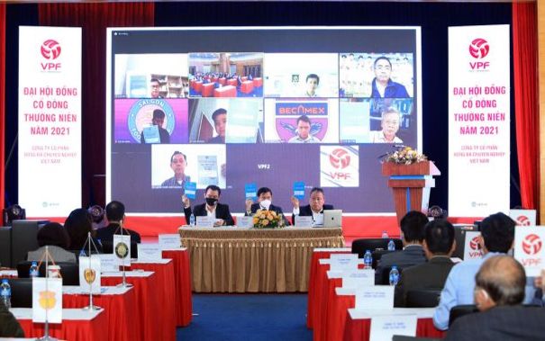 Thấy gì khi VPF nói chuyện hoãn V.League 2023 do Ban chấp hành VFF thông qua?