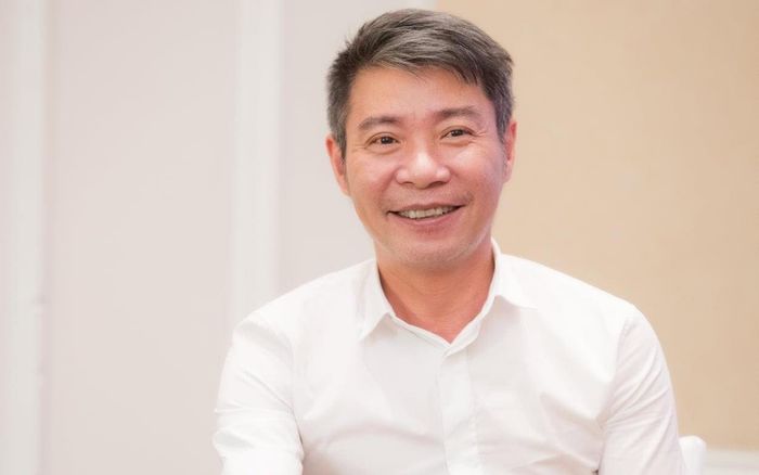 Hồi phục sức khỏe, nghệ sĩ Công Lý đích thân làm một việc đầy tinh tế dành cho vợ