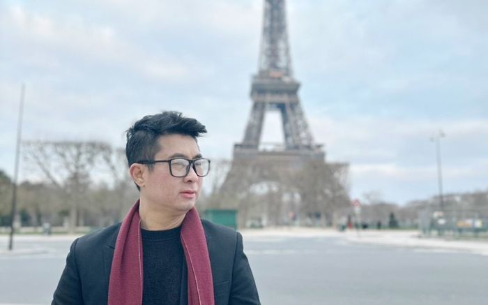 Ca sĩ Nhạc sĩ Lê Anh Tuấn gây rung động triệu trái tim khán giả với MV Hello Việt Nam