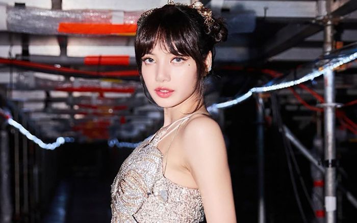 Vượt mặt Jennie, Lisa là người đầu tiên trong BLACKPINK làm được điều này