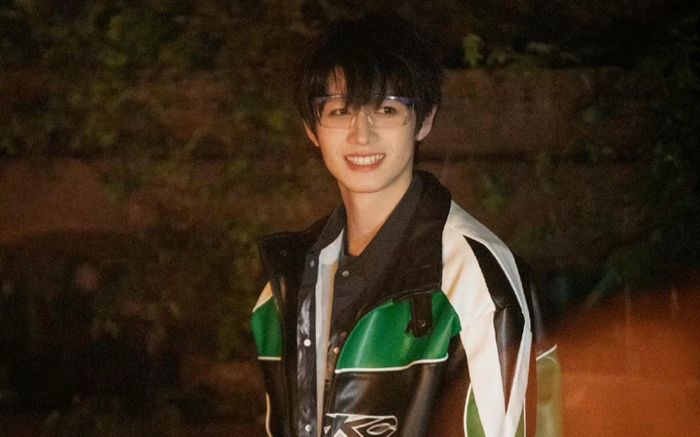 Xôn xao thông tin nam ca sĩ đình đám bị tài xế hắt trà sữa vào mặt