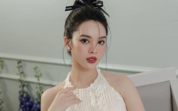 Quỳnh Lương 'nổi đoá' vì màn trình diễn gây xôn xao cõi mạng