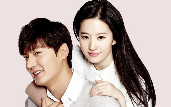 Hóa ra Lee Min Ho từng hẹn hò với Lưu Diệc Phi, thảo nào 'thuyền' với Song Hye Kyo mãi không cập bến