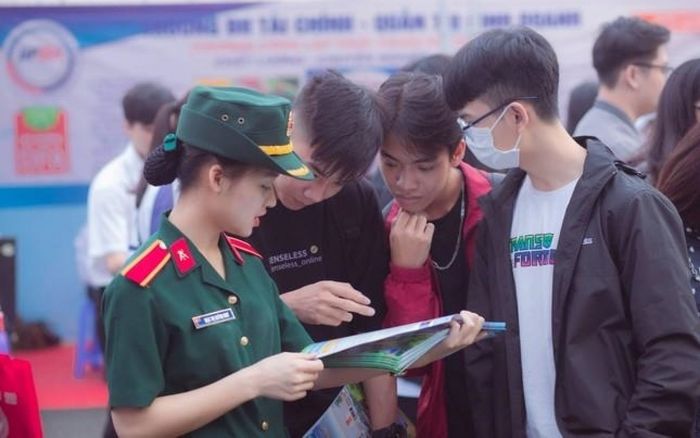 Những trường quân đội nào tuyển thí sinh nữ?