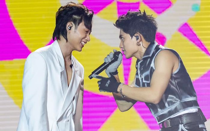 Hé lộ hậu trường tập nhạc giữa MONO và Trúc Nhân: Có còn lườm liếc đàn anh như khi biểu diễn?