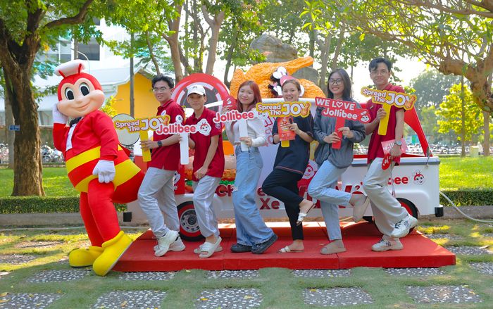 Bật mí điểm đến tiếp theo của Chuyến Xe Vui Vẻ Jollibee