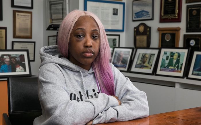 Một nữ rapper bị bắt vì hành hung bạn trai