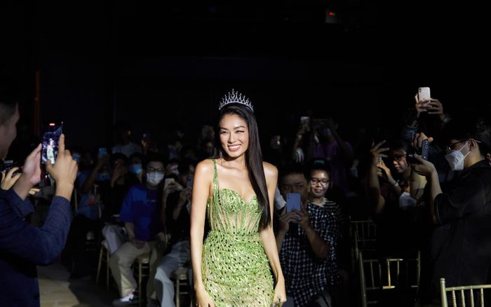 Mất suất thi đấu Miss Universe, Thảo Nhi Lê vẫn ghi điểm bởi hành động ý nghĩa này: Đúng là 'Miss vị tha'