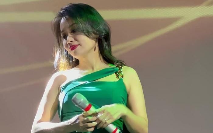 Cẩm Ly hát chênh phô, lạc giọng trong đêm nhạc mới: Dân mạng phản ứng ra sao?