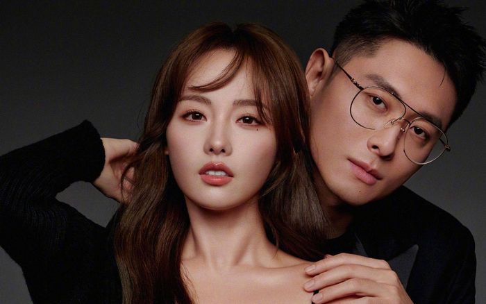 Thừa nhận ngoại tình, tuyên bố chia tay nhưng Mãi Siêu vẫn để profile… là chồng Trương Gia Nghê