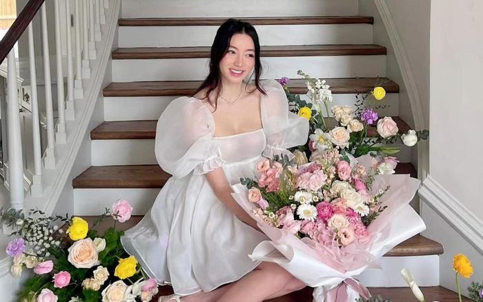 Ca sĩ Thanh Hà khoe ảnh 'con gái rượu', nhan sắc thế nào mà khiến fan đốc thúc thi hoa hậu?