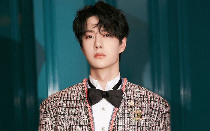 Fan tung bằng chứng Vương Nhất Bác không phải 'diễn viên mù chữ', netizen mỉa mai 'vô nghĩa'