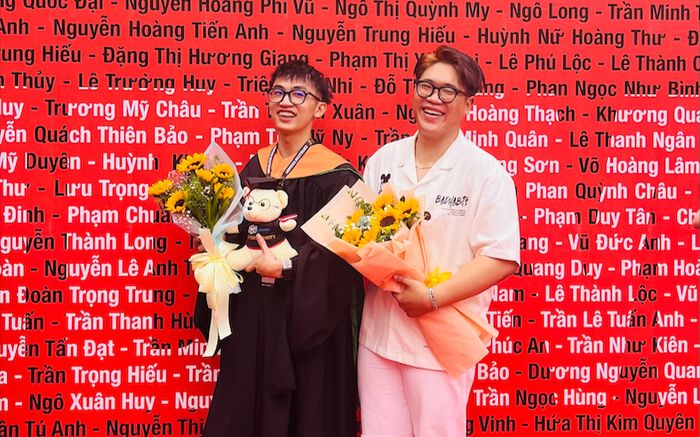 Xuất thân nông thôn, tiếng Anh bập bẹ vẫn đi nước ngoài 'khỏe re'