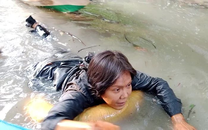 Việt Hương tiết lộ tình trạng sức khỏe sau sự cố bị lệch mặt, phải châm cứu