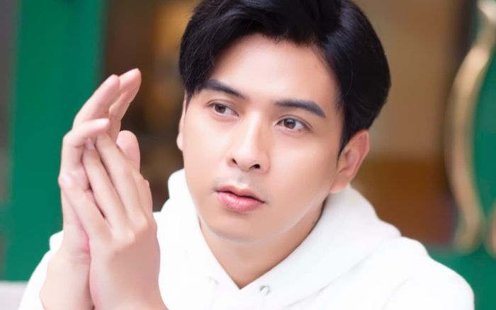 Hồ Quang Hiếu bất ngờ công khai hẹn hò một nữ diễn viên trẻ, mong muốn kết hôn với 'nửa kia'