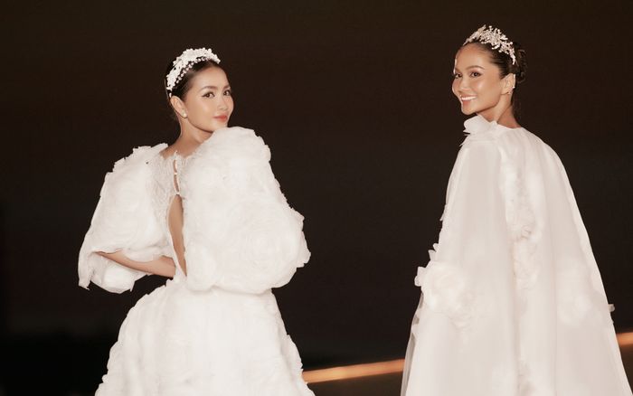 Tranh cãi H'Hen Niê - Ngọc Châu cười trên sàn diễn thời trang