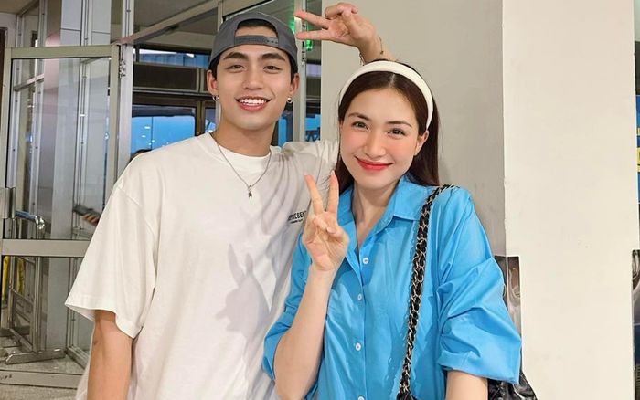 Khoe ảnh bên Mono, Hoà Minzy tiết lộ tính cách của đàn em