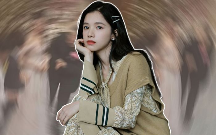 Trương Tịnh Nghi bị 'tóm gọn' sắc vóc qua camera thường, dân tình liệu có 'quay xe'?