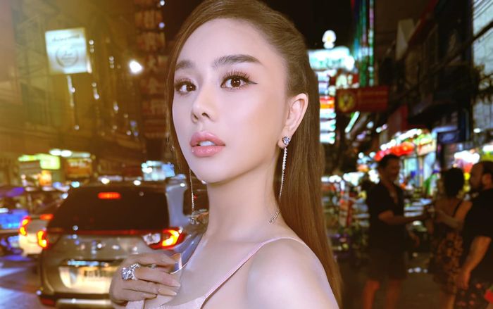 Lâm Khánh Chi tự tin khoe mặt mộc hậu bị chê 'sống ảo', để lộ diện mạo kém sắc