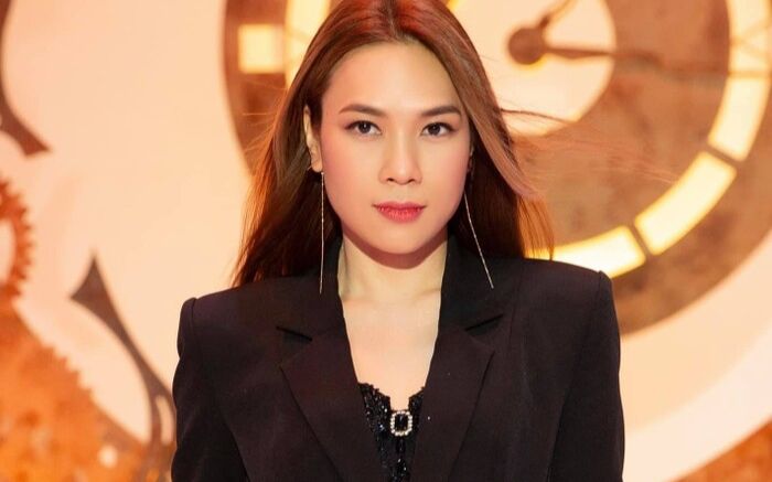 Mỹ Tâm có hành động tinh tế với khán giả, hỏi sao là 'ca sĩ quốc dân'