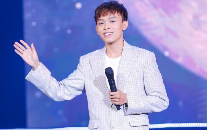 Thêm 'bằng chứng' cho thấy Hồ Văn Cường đích thị là 'ca sĩ triệu view' dù không ra MV