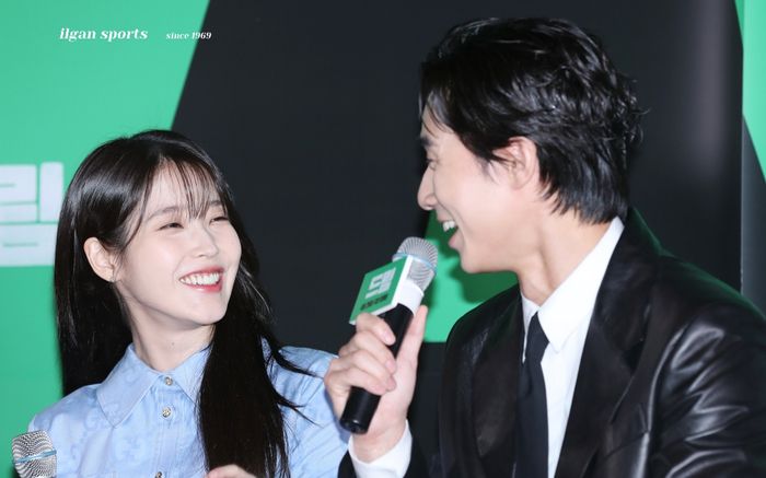 Hành động của Park Seo Joon dành cho IU gây sốt, thế này thì Lee Jong Suk cũng phải nể vài phần