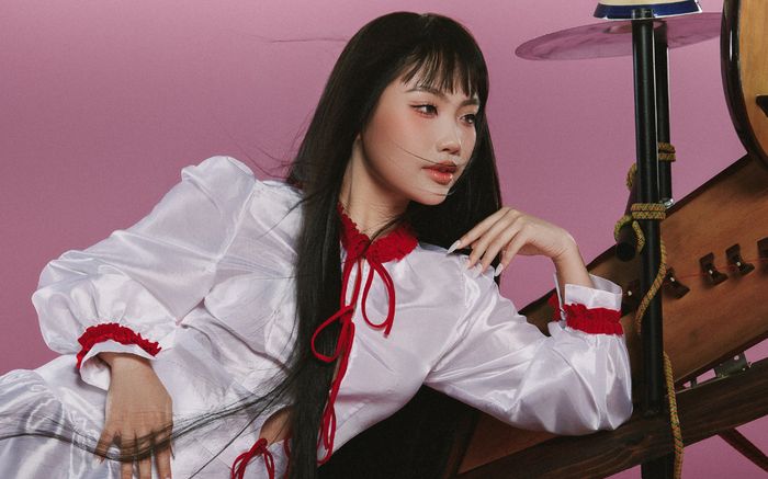 Phương Mỹ Chi thay đổi một thứ trên khuôn mặt sau 10 năm ca hát