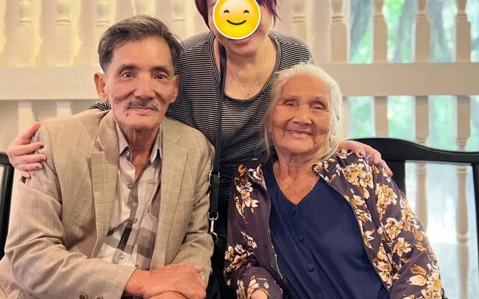 Thương Tín chính thức 'comeback' showbiz trong vai trò mới