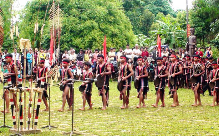 Tổ chức Liên hoan văn hóa nghệ thuật dân gian Việt Nam 2023 nhân dịp 30/4