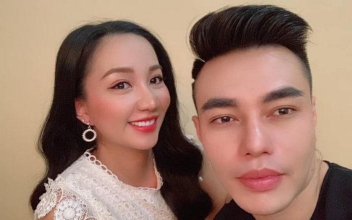 Bà xã Lê Dương Bảo Lâm có động thái gì giữa lúc chồng bị réo gọi vào ồn ào của Trấn Thành?