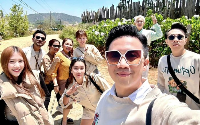 Loạt quy tắc của hội bạn thân Trấn Thành, đúng dress code là nhờ điều này