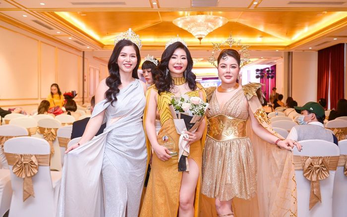 Hoa hậu Thao Lê thể hiện sự chuyên nghiệp và đẳng cấp tại sự kiện Dự án Tinh hoa văn hoá kinh tế Thế giới và Cuộc thi Hoa hậu Tài sắc Thế Giới