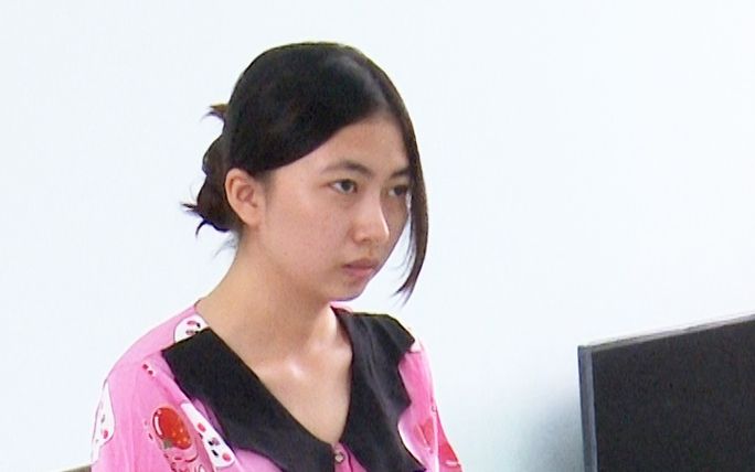 Cùng giành bạn trai bởi tình yêu mù quáng, 2 cô gái trẻ tự đưa mình vào 'ngõ cụt'