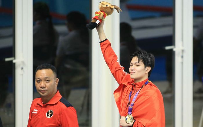 Thắng em trai Ánh Viên, kình ngư Trần Hưng Nguyên lần thứ 9 giành HCV SEA Games!