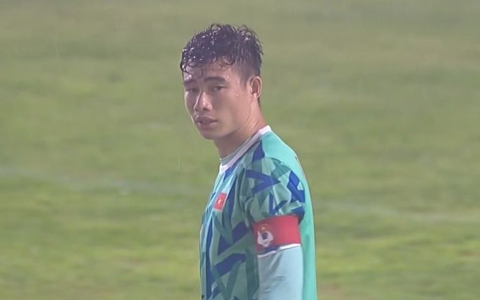 Malaysia bị 2 thẻ đỏ, U22 Việt Nam xuất sắc giành chiến thắng để vào bán kết