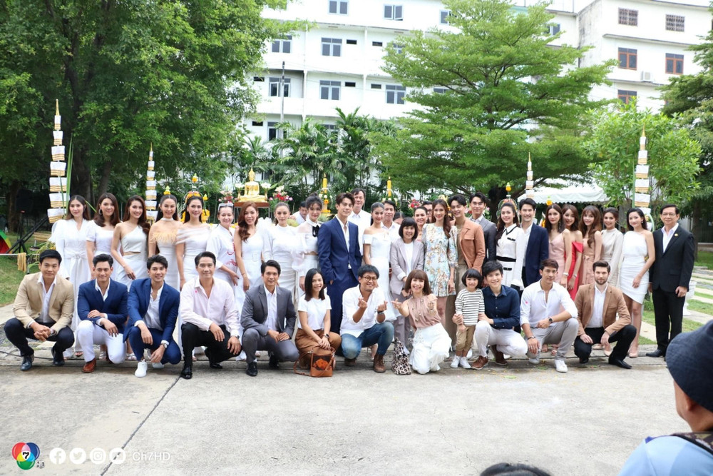 Bank Artit hợp tác cùng người đẹp Pinkploy Paparwadee trong drama tình cảm làm lại 'Mật mã ghen' Ảnh 7